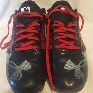 Boys' baseball cleats